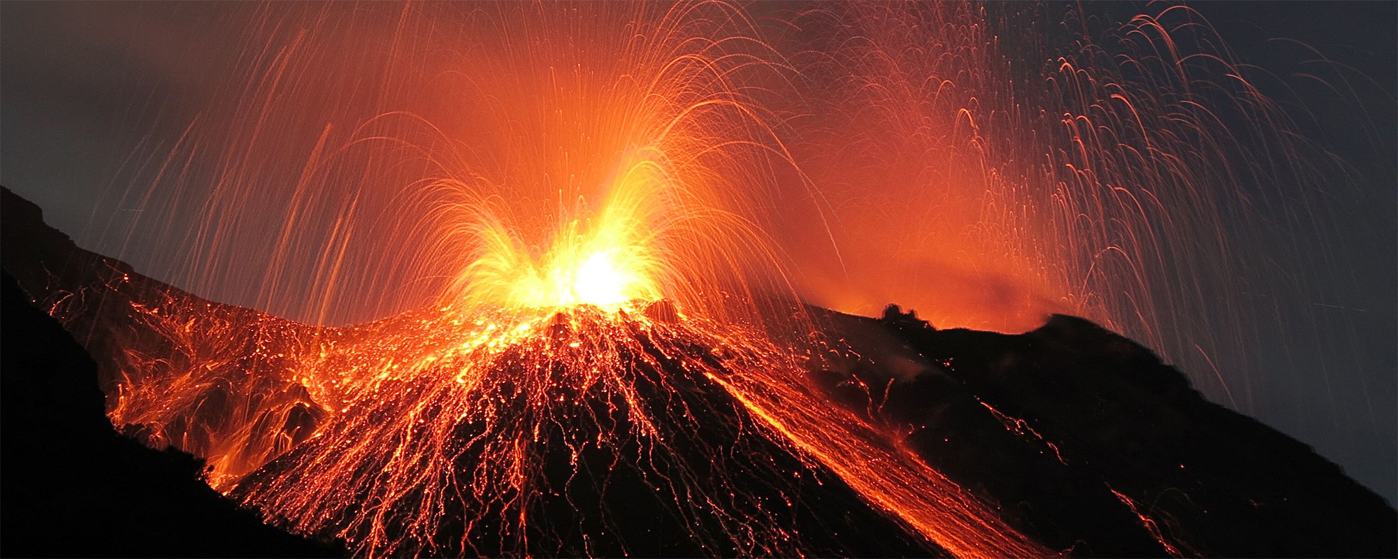 Erlebenetnavulkansizilienferienparcoverdefotolia44552273ls