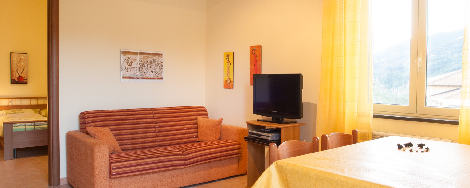 Wohnzimmerferienwohnungferienhaussizilienferienparcoverdeger0470s